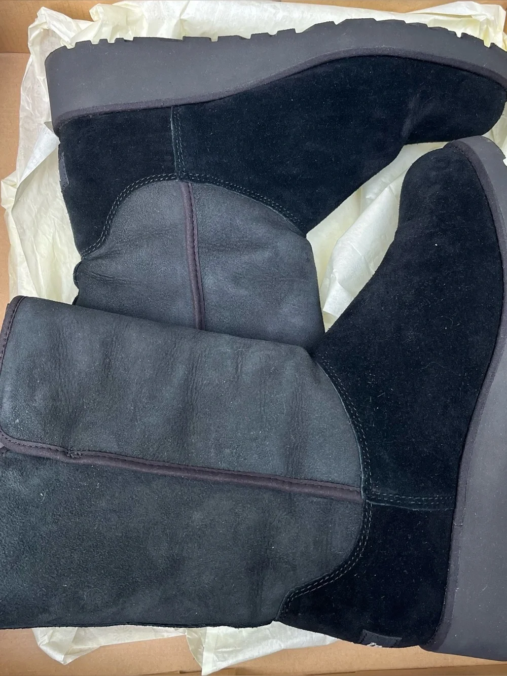 Ugg Amie boots size women’s 9